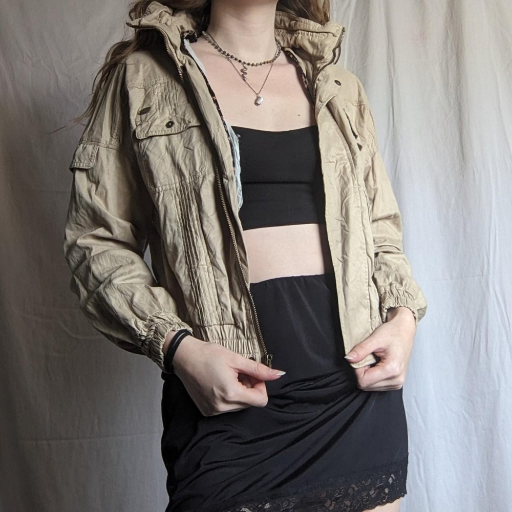 GUESS Vintage Jacket - Picture 2 of 4